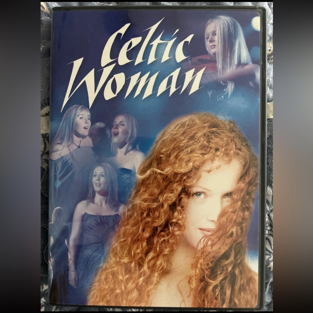 Celtic Woman DVD with Insert 2004